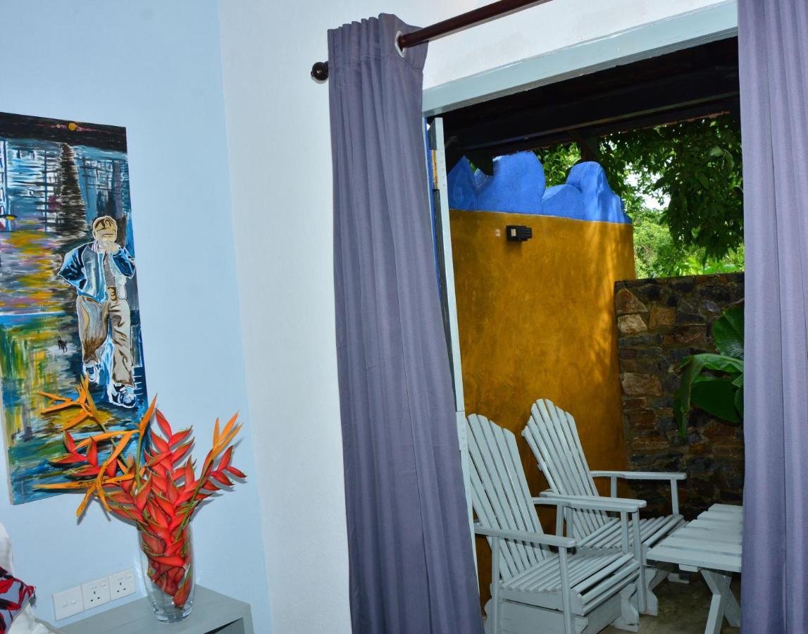 View Guesthouse & Bistro At Goyambokka Tangalle Luaran gambar