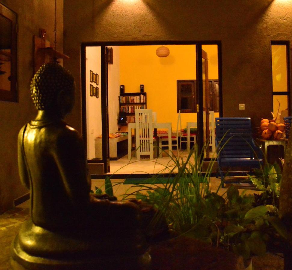 View Guesthouse & Bistro At Goyambokka Tangalle Luaran gambar