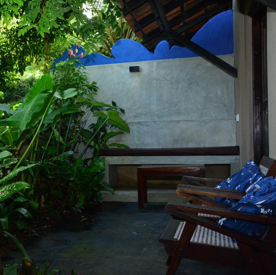 View Guesthouse & Bistro At Goyambokka Tangalle Luaran gambar