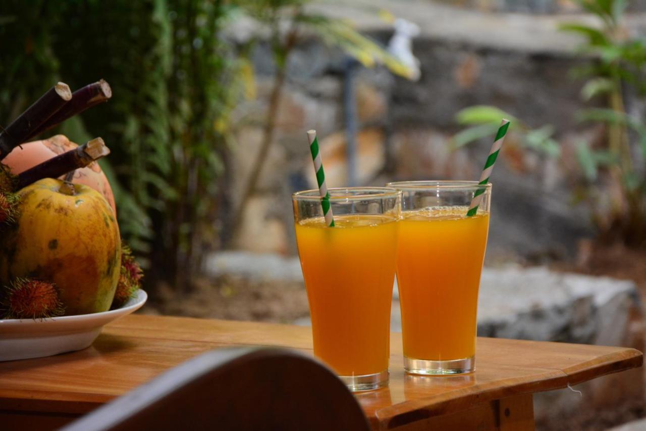 View Guesthouse & Bistro At Goyambokka Tangalle Luaran gambar
